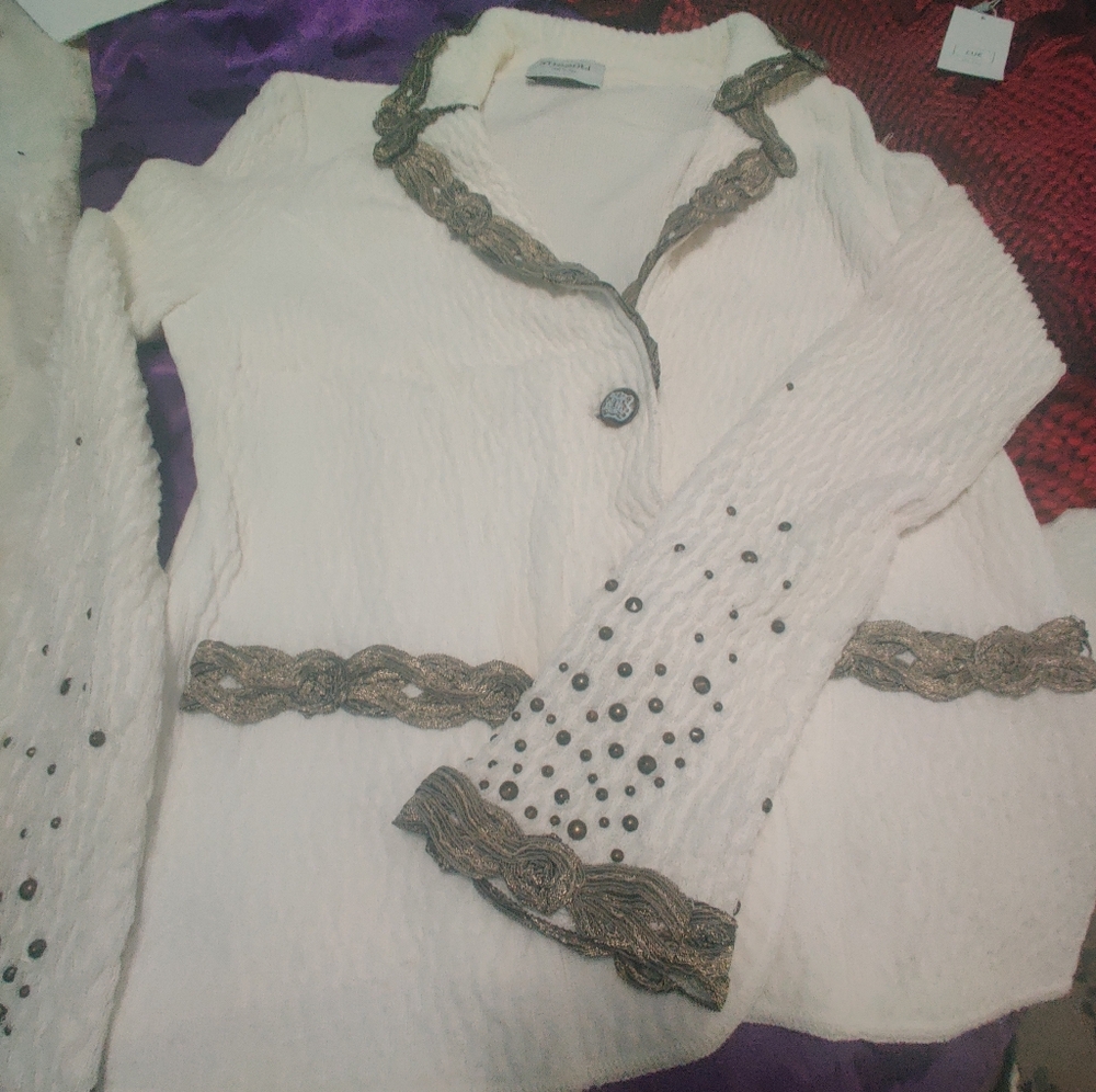 Authentic Stizzoli Italian Made Women's Button Up Pleated Sweater